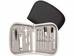 Brinde para Mulher Kit Manicure 11 Peças