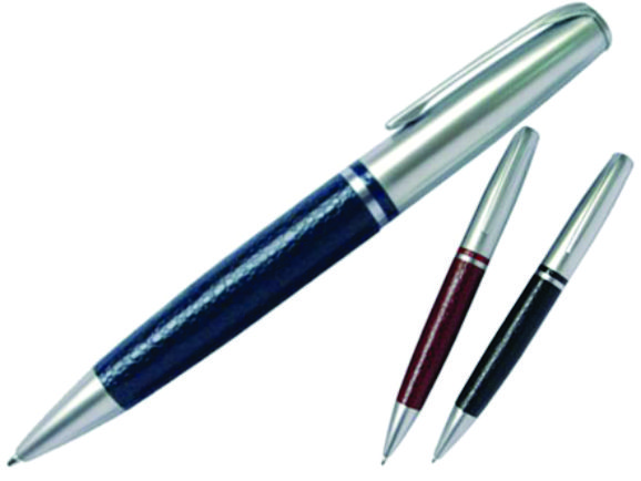 Caneta metálica com detalhes em couro personalizada