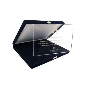 Placas de homenagem personalizadas