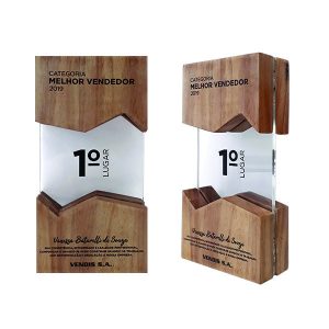 Troféu De Madeira Personalizado 2